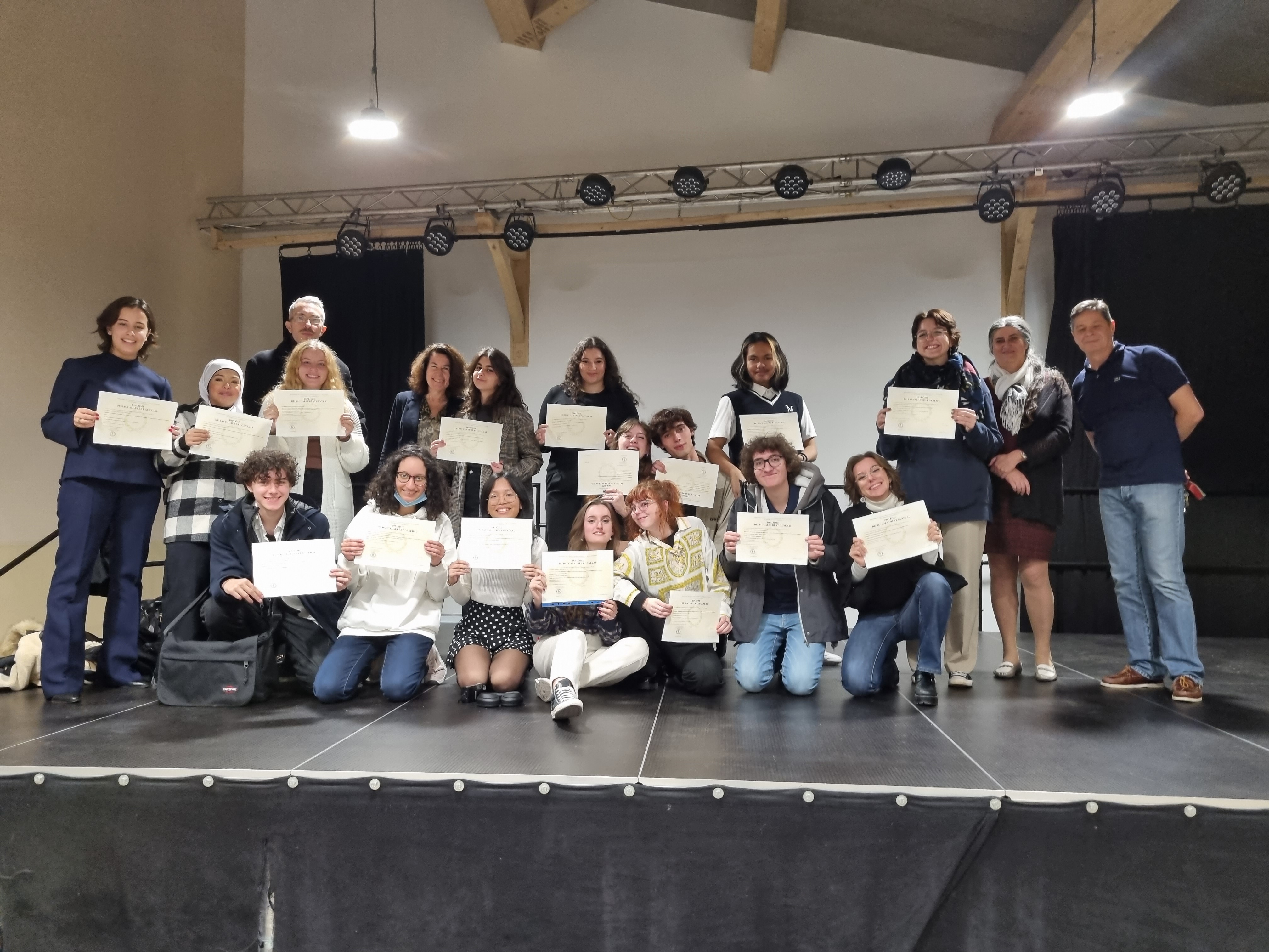Visuel : LE MOIS DES LAUREATS !