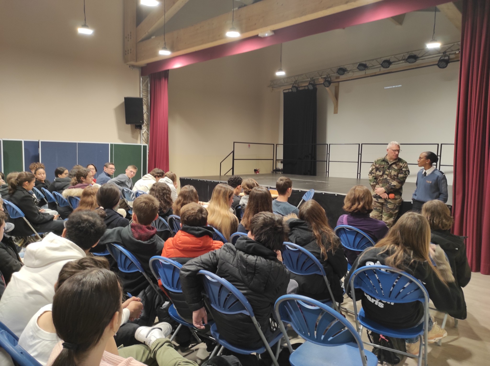 Visuel : QUAND L'ARMEE VIENT A LA RENCONTRE DES JEUNES