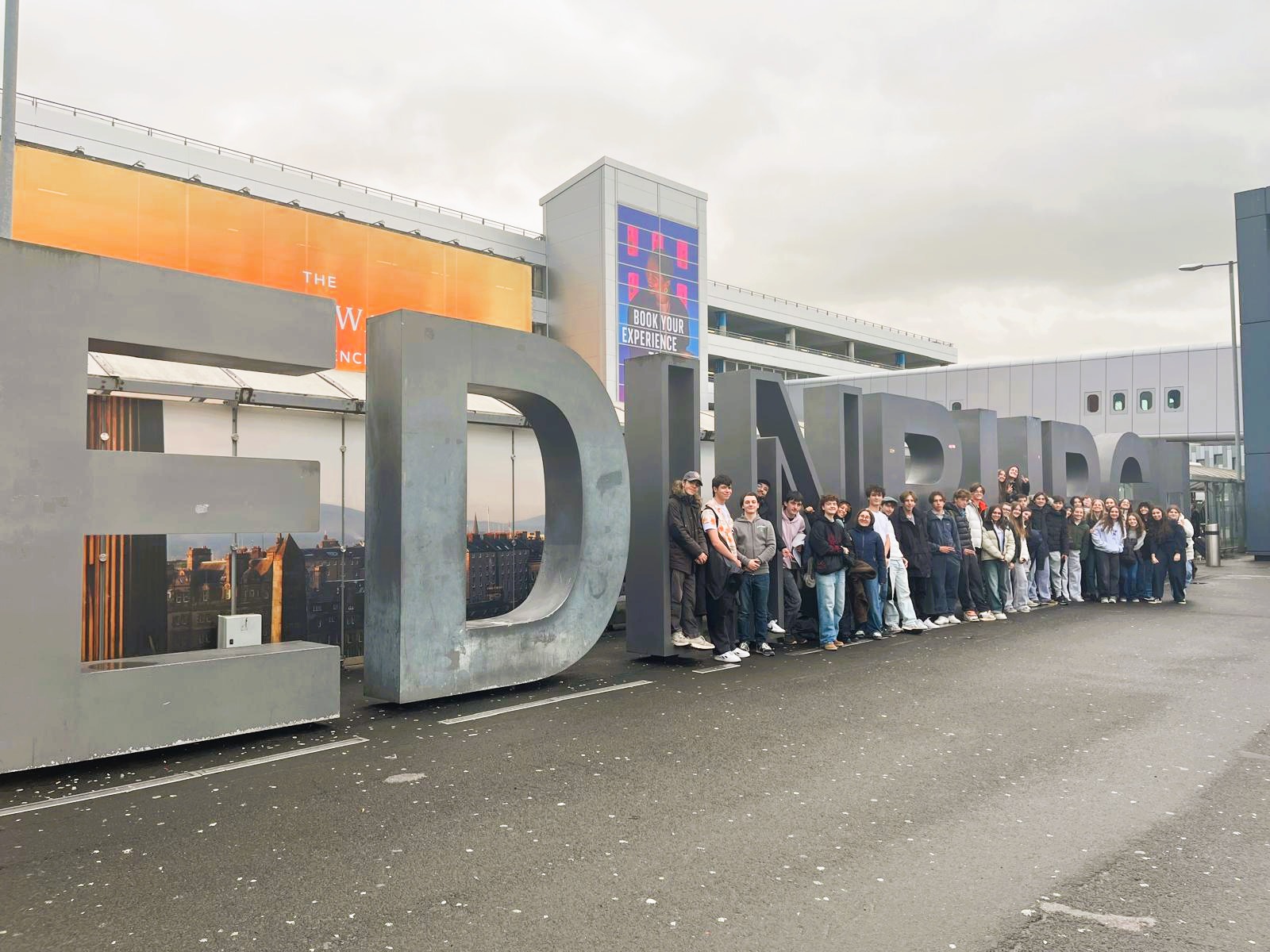 Visuel : HELLO EDINBURGH !