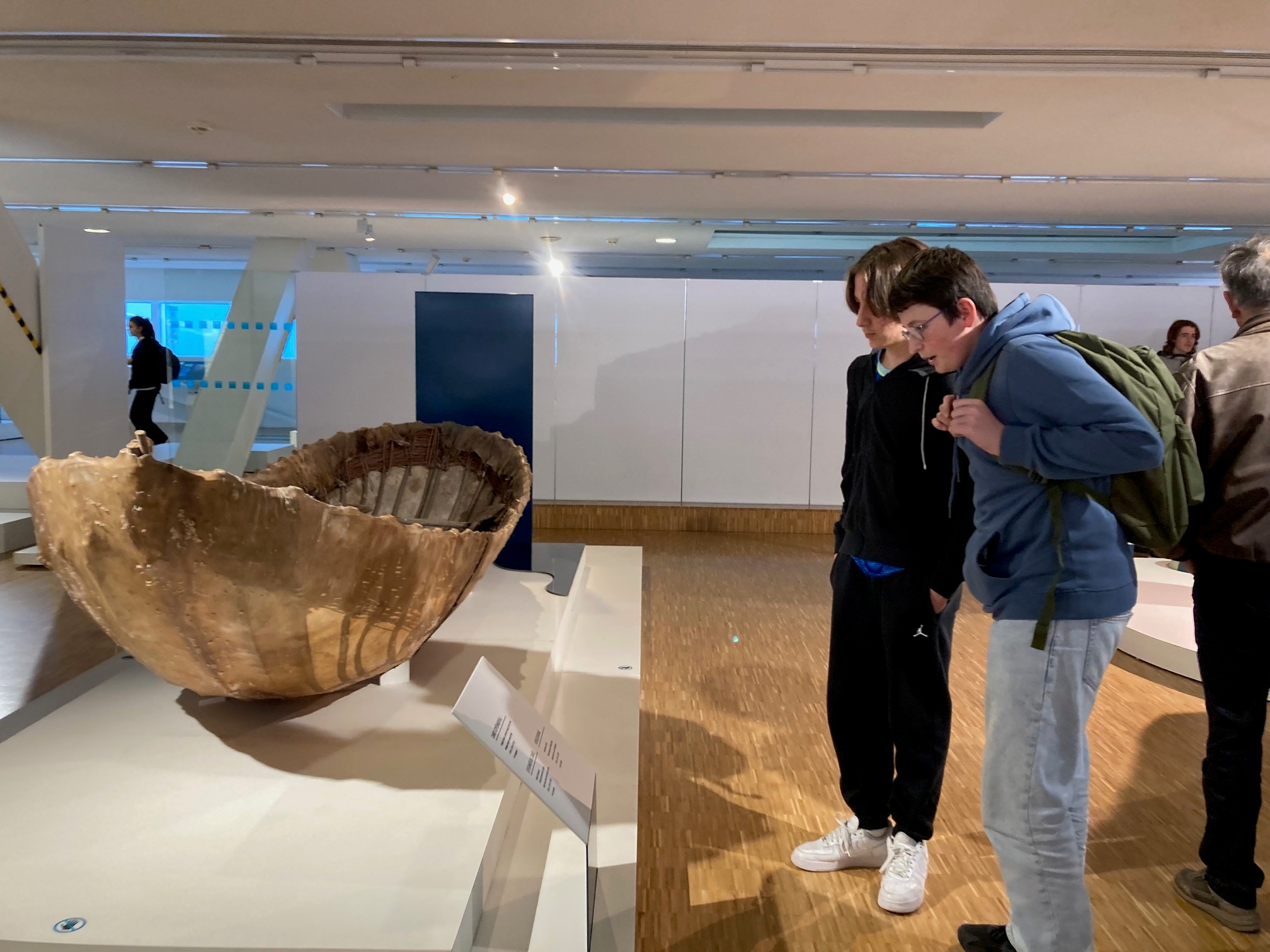 Visuel : LES 4EME C A LA DECOUVERTE DE LA GROTTE COSQUER !