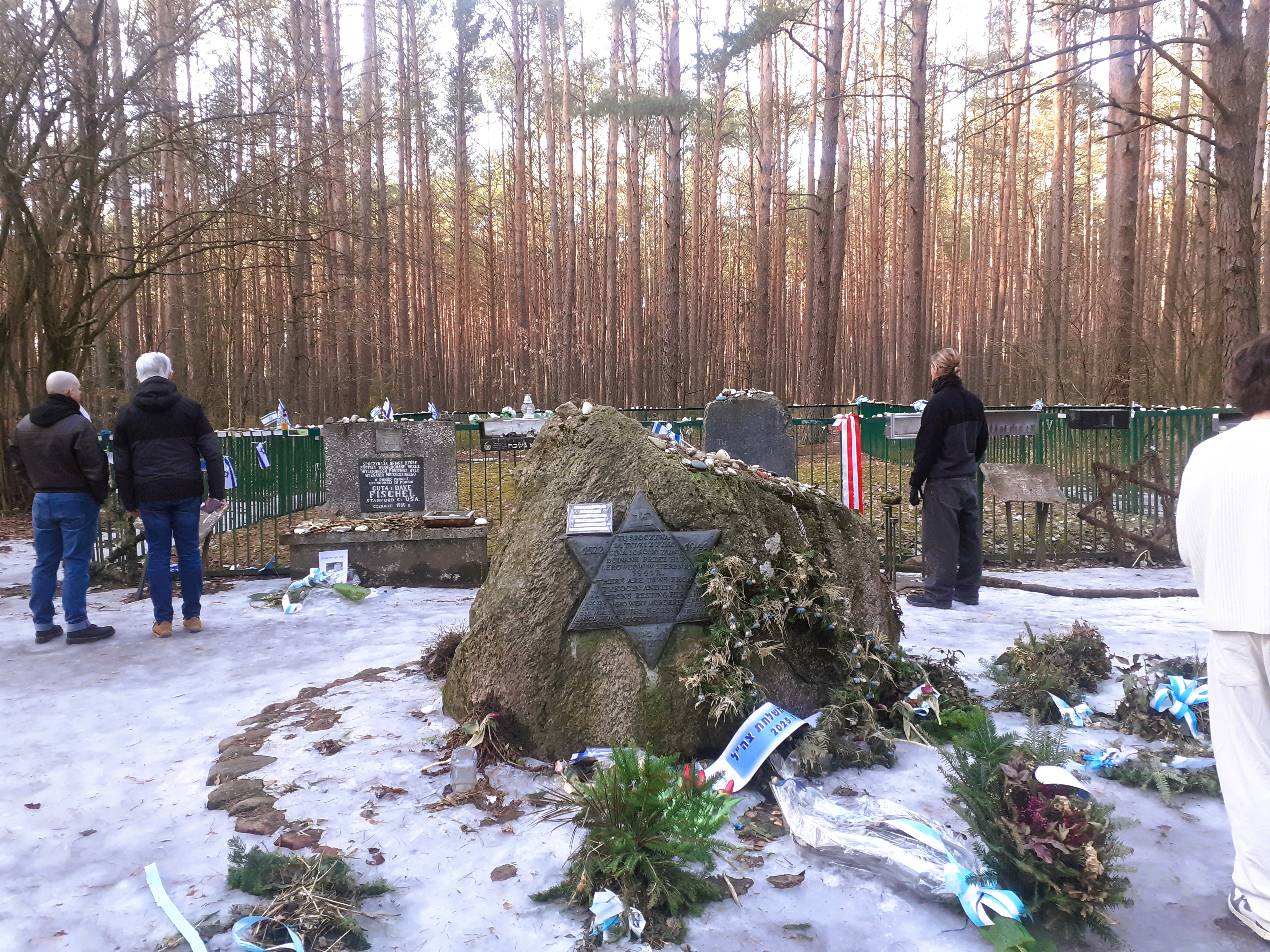 Visuel : DEVOIR DE MEMOIRE