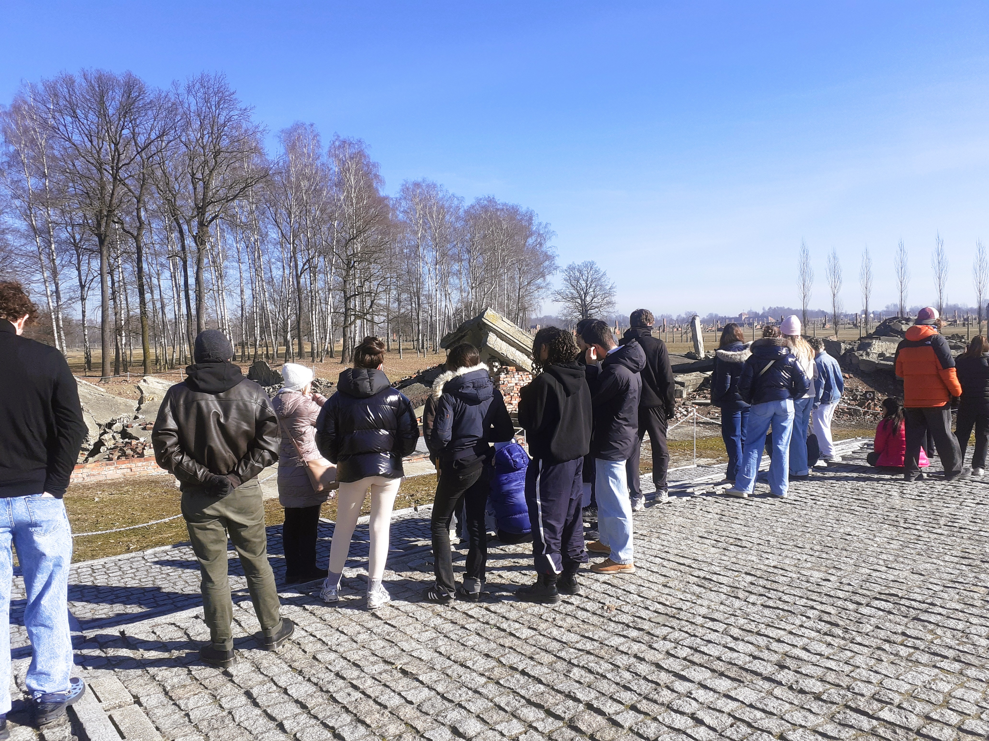 Visuel : DEVOIR DE MEMOIRE