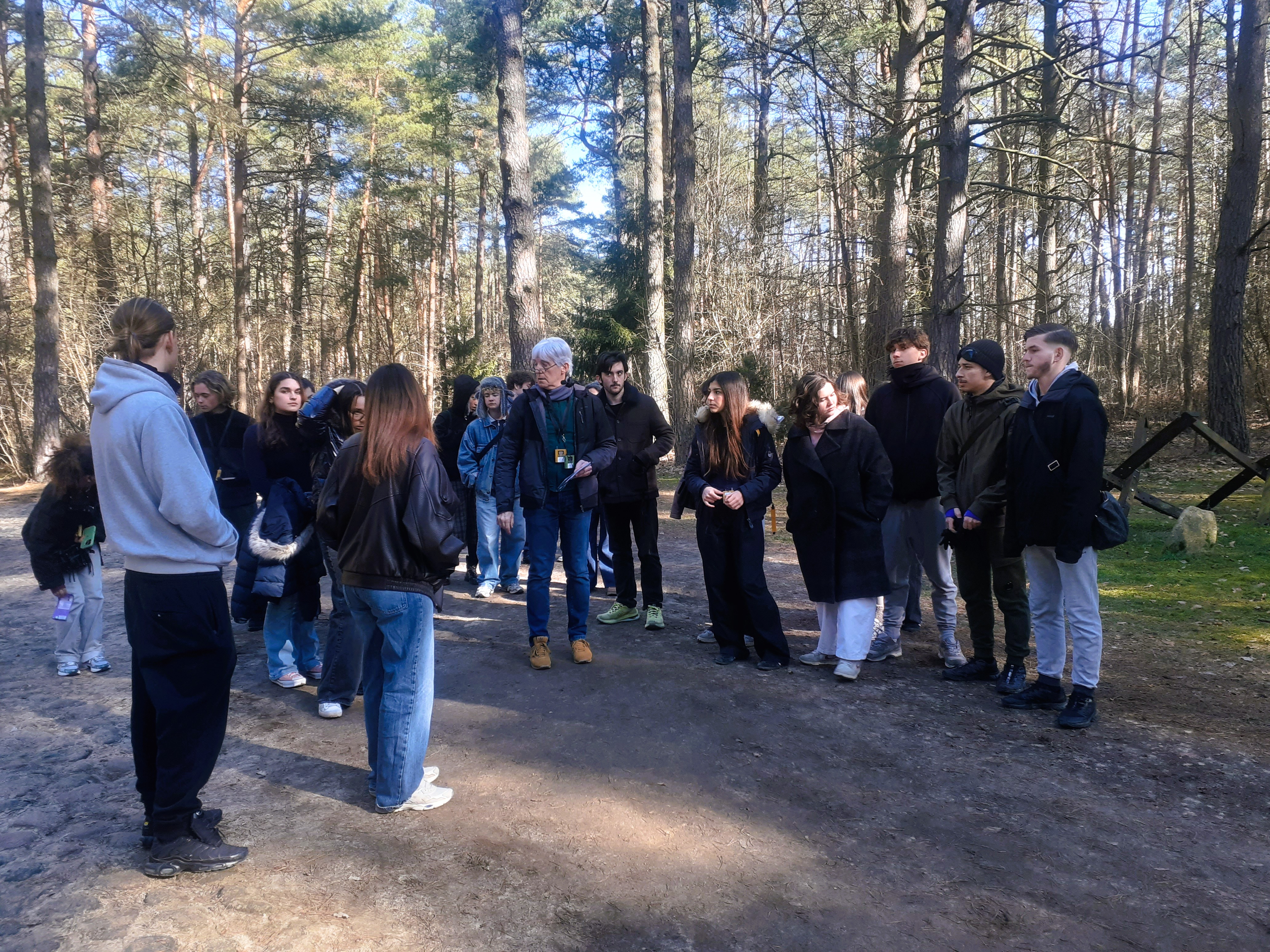 Visuel : DEVOIR DE MEMOIRE