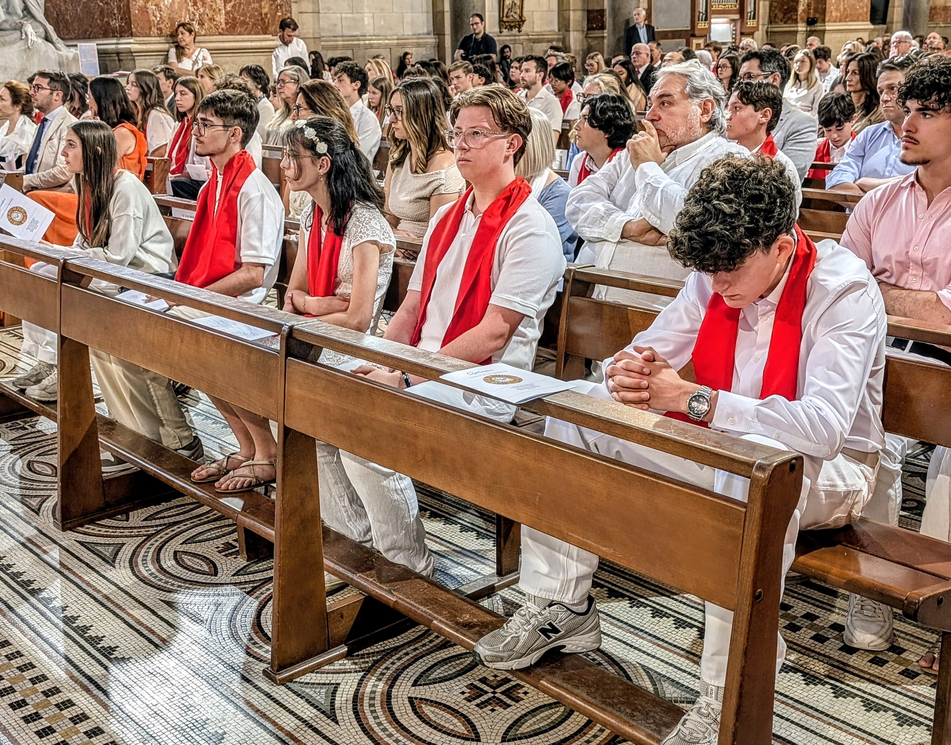 Visuel : SACREMENTS